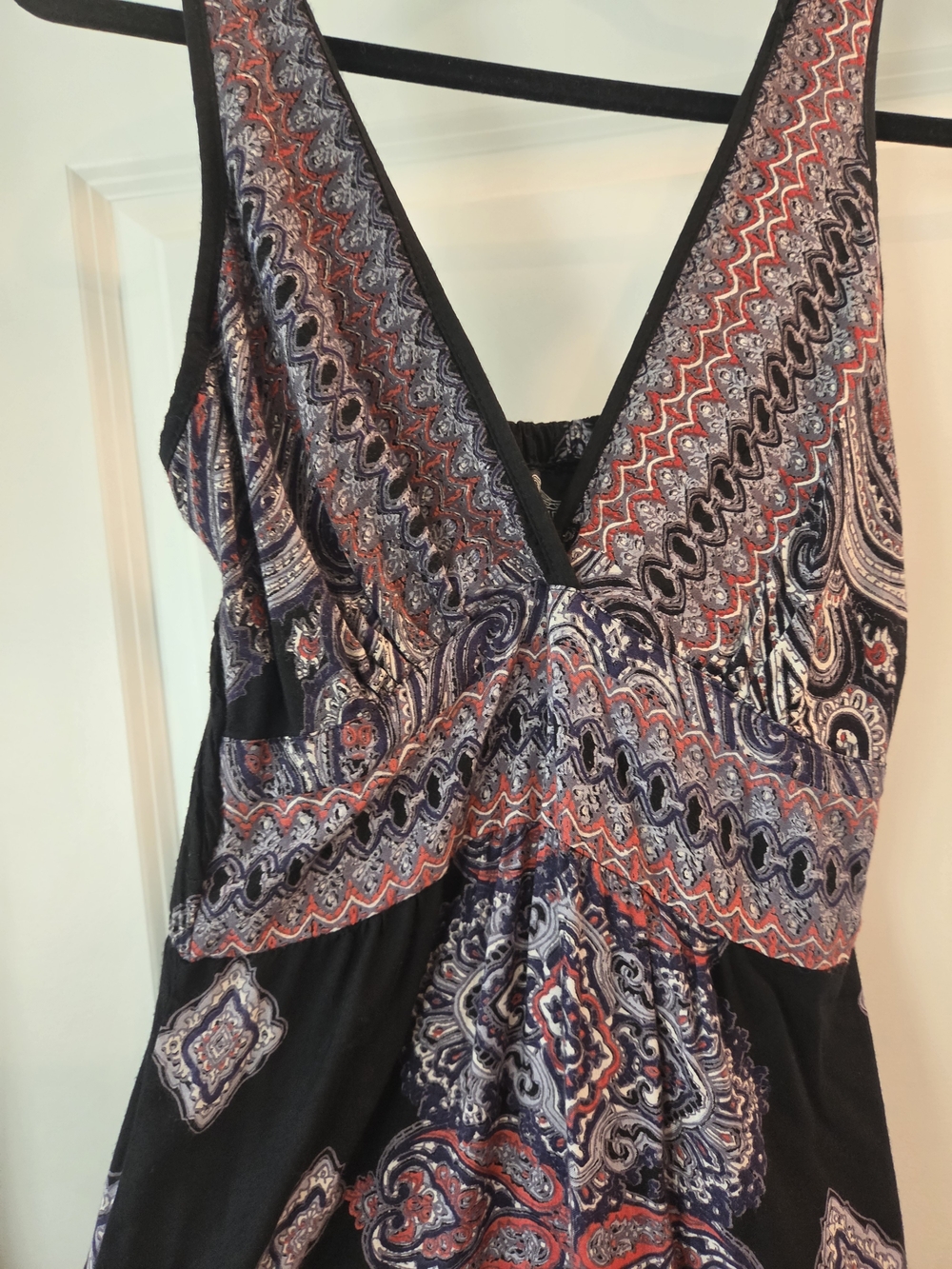 Angie Boho Paisley Maxi Dress Small Black Sleeveless Empire Waist Flowy Festival - Picture 4 of 7